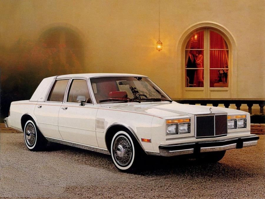  Chrysler Fifth Avenue 1984 года  (фото 8 из 9)